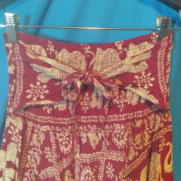 Sundress - Picture 2 of 4